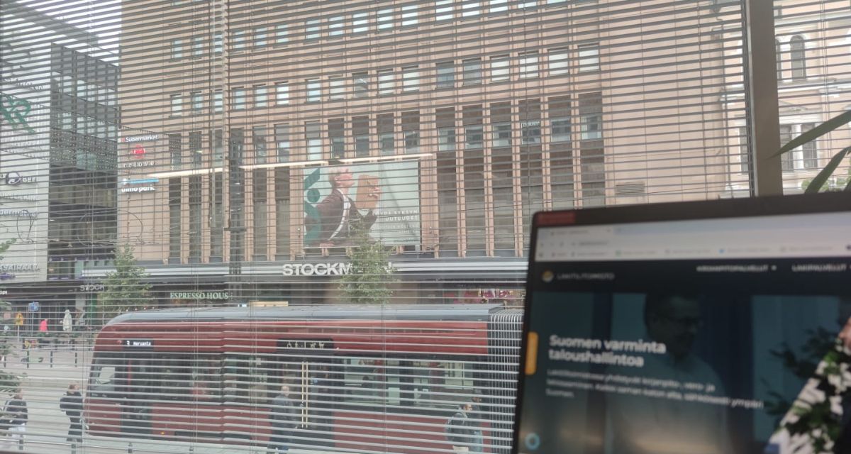 Luotettava kumppani taloushallintoon ja lakipalveluihin – tilitoimiston vaihto Lakitilitoimistoon