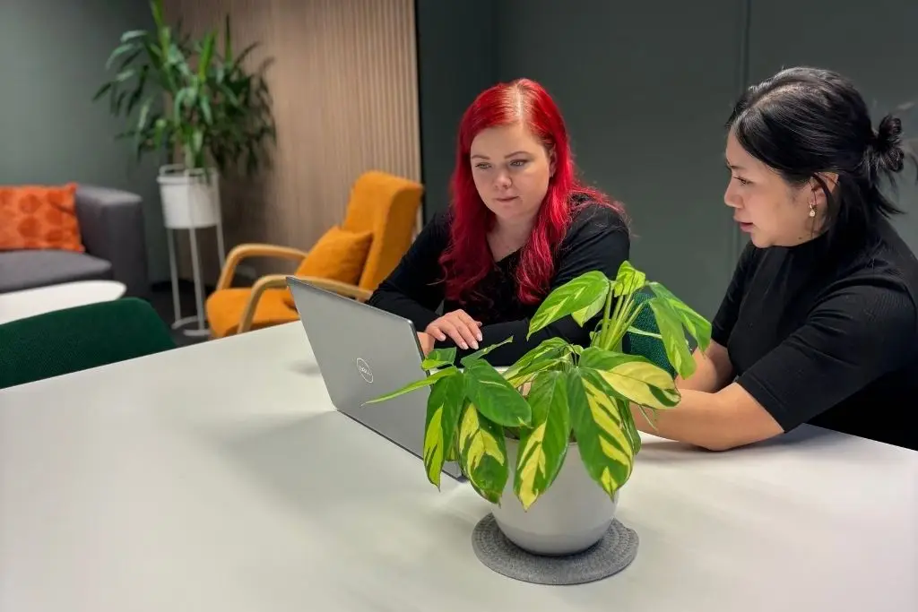 Tilitoimisto Tampereella hoitaa kirjanpidon. Suomen varminta taloushallintoa